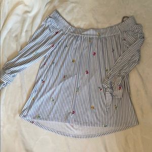 NWT Cold-shoulder tee